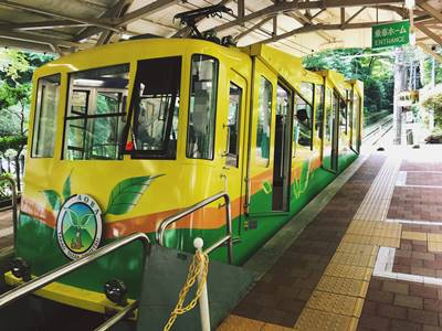 高尾山ケーブルカー清滝駅乗り場