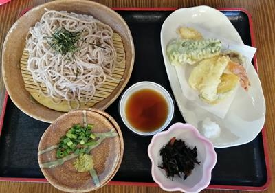 なかよしこよし蕎麦定食